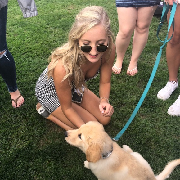 Meet your Posher, Elizabeth - Picture 1 of 1